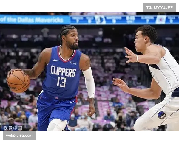肯纳德半场9中5获12分，湖人G2半场压制火箭